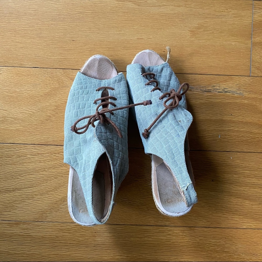 Lace-Up Espadrille Wedges EU 40